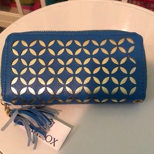 Blue Madox wallet